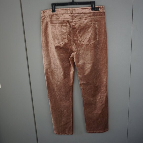 New Paige Cindy Velvet Straight Leg Twisted Seam Pants in Warm Suede size 34 - Picture 9 of 16